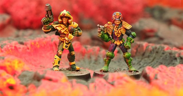 Carlos Ezquerra's Citadel Miniatures Johnny Alpha and Judge Dredd team up